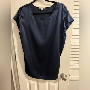 VINCE satin shirt size small perfect condition